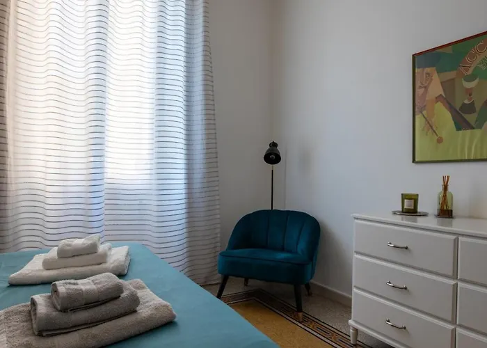 Apartamento Urbanpiramide - *
