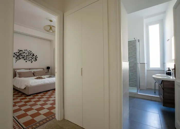 Apartamento Urbanpiramide - *
